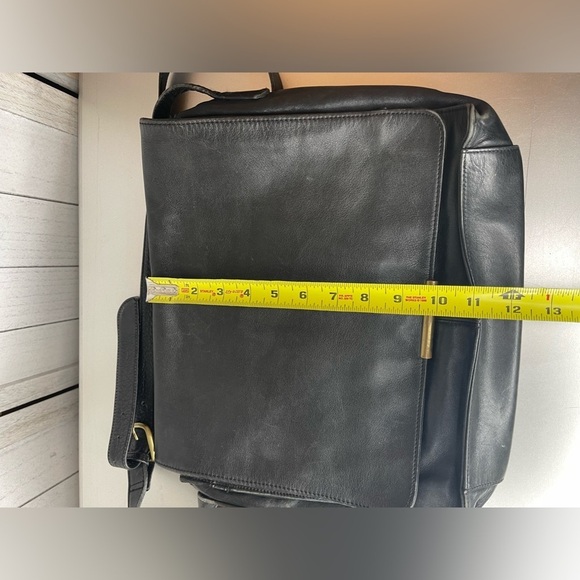 Vintage Nine West Black Distressed Leather Messenger Work Bag Purse - Picture 10 of 10